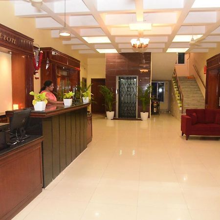 Hotel Vijaya Residency Anakāpalle Buitenkant foto