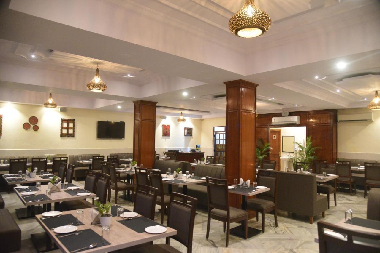 Hotel Vijaya Residency Anakāpalle Buitenkant foto