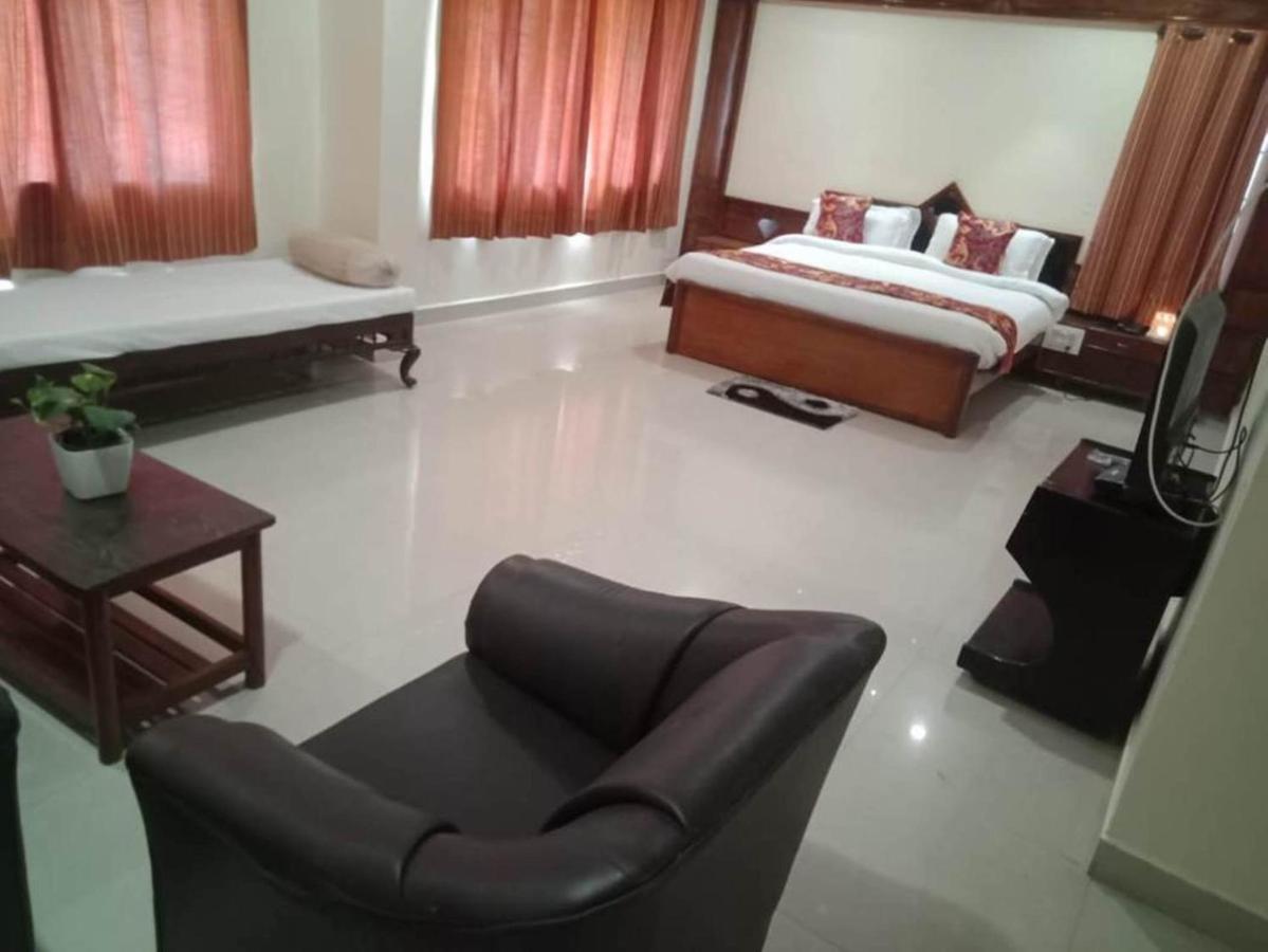 Hotel Vijaya Residency Anakāpalle Buitenkant foto